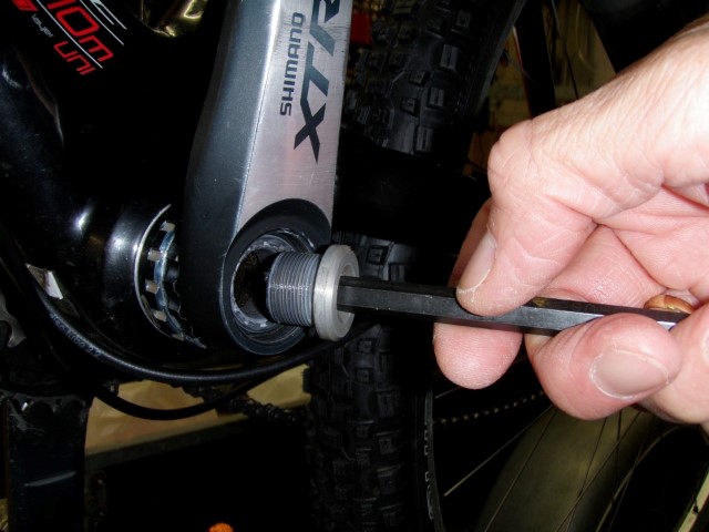 Demontage Shimano XTR FC-M970 Crankstel - Mountainbike.nl